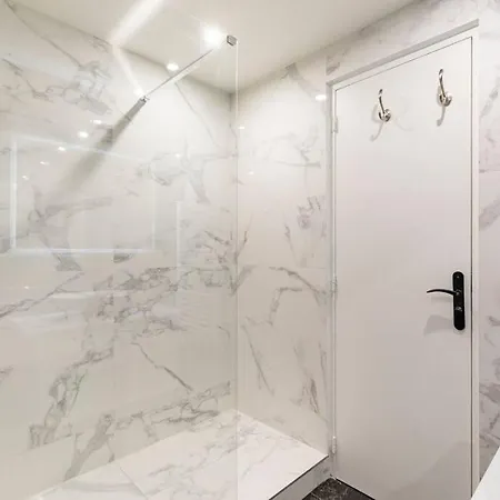 Appartemet A Cannes/plage/centre דירה